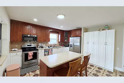 411 SE 4th Street, Dania Beach, FL 33004 - Photo 9
