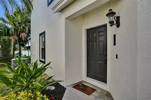 10694 Pelican Dr, Wellington, FL 33414 - Photo 3