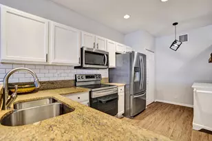 10694 Pelican Dr, Wellington, FL 33414 - Photo 23