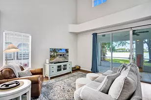 10694 Pelican Dr, Wellington, FL 33414 - Photo 9