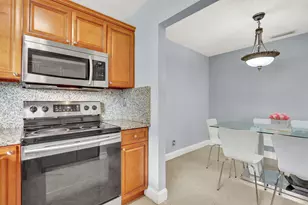 5272 Bosque Ln, West Palm Beach, FL 33415 - Photo 3