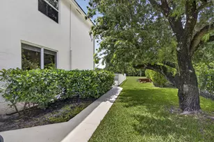 15703 Cypress Park Dr, Wellington, FL 33414 - Photo 39