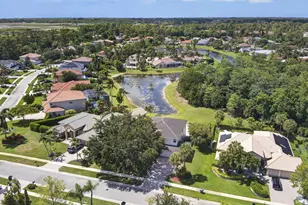 15703 Cypress Park Dr, Wellington, FL 33414 - Photo 39