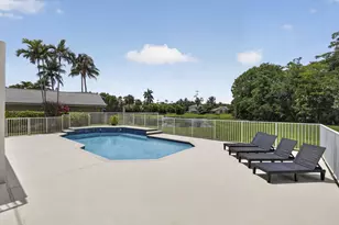 15703 Cypress Park Dr, Wellington, FL 33414 - Photo 39
