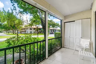 9810 Pineapple Tree Dr, Boynton Beach, FL 33436 - Photo 23