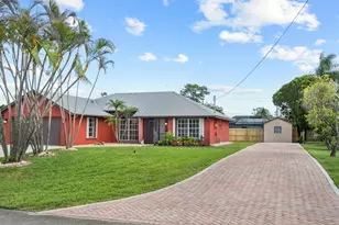 4824 SE Pilot Way, Stuart, FL 34997 - Photo 1