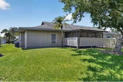 3911 NW Cinnamon Tree Circle, Jensen Beach, FL 34957 - Photo 3