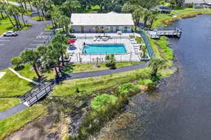 3911 NW Cinnamon Tree Cir, Jensen Beach, FL 34957 - Photo 41