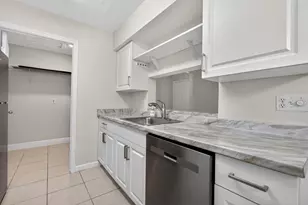 3911 NW Cinnamon Tree Cir, Jensen Beach, FL 34957 - Photo 23