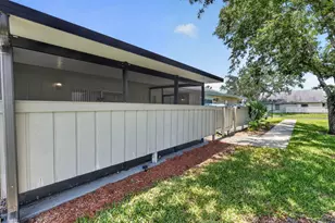 3911 NW Cinnamon Tree Cir, Jensen Beach, FL 34957 - Photo 5