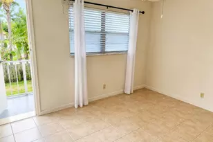 660 Glouchester St, Boca Raton, FL 33487 - Photo 1
