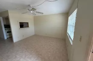 660 Glouchester St, Boca Raton, FL 33487 - Photo 3