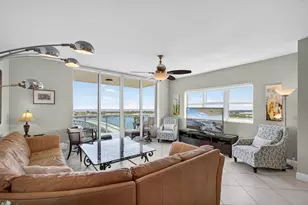 2640 Lake Shore Dr, Riviera Beach, FL 33404 - Photo 21