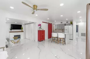 201 NE 28th Ct, Boynton Beach, FL 33435 - Photo 1