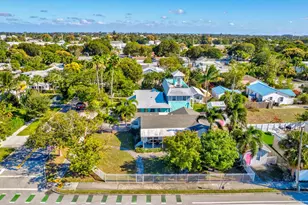 736 Rockland Dr, West Palm Beach, FL 33405 - Photo 55