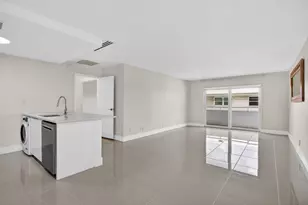 3212 NE 12th St, Pompano Beach, FL 33062 - Photo 9