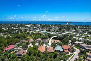 1042 NE Savanna Oaks Way, Jensen Beach, FL 34957 - Photo 3