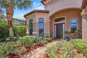 1042 NE Savanna Oaks Way, Jensen Beach, FL 34957 - Photo 5