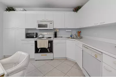 5153 Floria Drive #M, Boynton Beach, FL 33437 - Photo 11