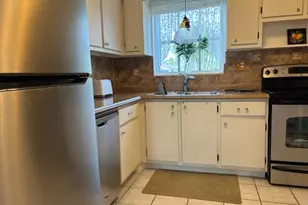 2936 Crosley Dr E, West Palm Beach, FL 33415 - Photo 5