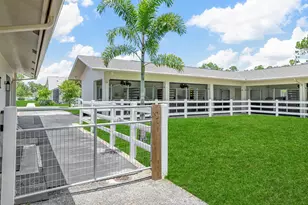 1464 Stallion Dr, Loxahatchee, FL 33470 - Photo 13