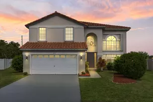 8593 Windy Cir, Boynton Beach, FL 33472 - Photo 1