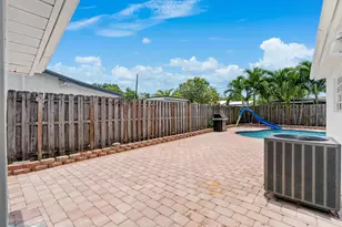 340 NE 26th Ct, Pompano Beach, FL 33064 - Photo 27