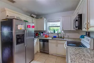 322 N C St, Lake Worth, FL 33460 - Photo 5