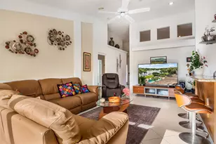 3171 Overlook Rd, Davie, FL 33328 - Photo 9