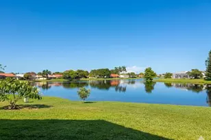 2554 SW 23rd Cranbrook Dr, Boynton Beach, FL 33436 - Photo 13