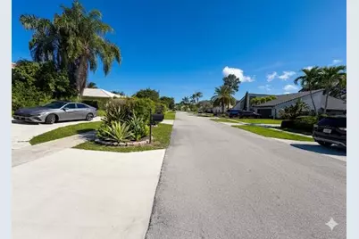 2554 SW 23rd Cranbrook Drive, Boynton Beach, FL 33436 - Photo 15
