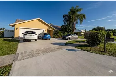 2554 SW 23rd Cranbrook Drive, Boynton Beach, FL 33436 - Photo 1