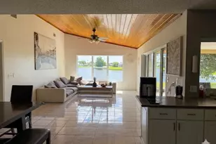 2554 SW 23rd Cranbrook Dr, Boynton Beach, FL 33436 - Photo 7