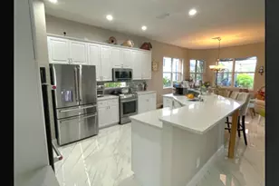 10334 Medicis Pl, Wellington, FL 33449 - Photo 5