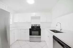 8207 Fairway Road Rd, Sunrise, FL 33351 - Photo 1