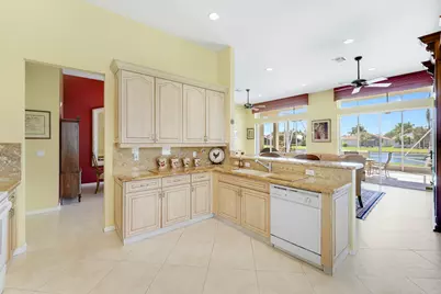 9920 Mantova Drive, Lake Worth, FL 33467 - Photo 11