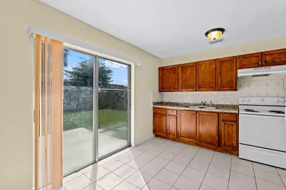 4863 Gulfstream Road, Lake Worth, FL 33460 - Photo 9