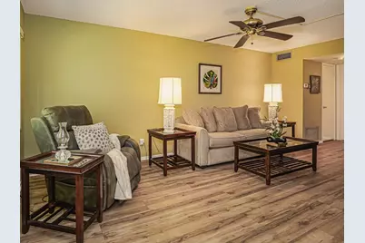 109 Spring Lake Court #105, Vero Beach, FL 32962 - Photo 13