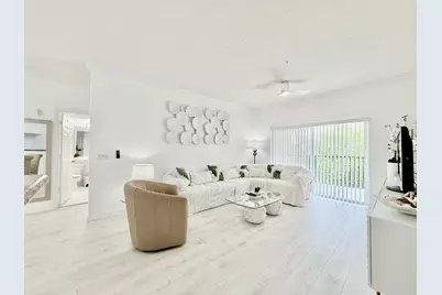 4404 Tuscany Way #4404, Boynton Beach, FL 33435 - Photo 3