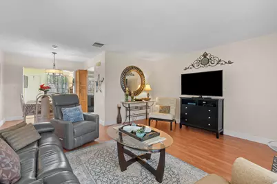 5017 NW 49th Road, Tamarac, FL 33319 - Photo 5
