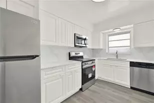 2864 NE 32nd St, Fort Lauderdale, FL 33306 - Photo 7