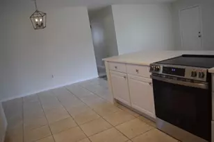 1881 SE Airoso Blvd, Port Saint Lucie, FL 34984 - Photo 7