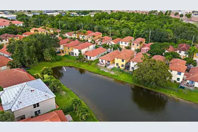 1088 Via Jardin, Riviera Beach, FL 33418 - Photo 27