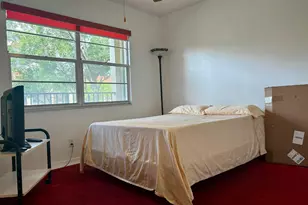 1101 SW 128th Terrace, Pembroke Pines, FL 33027 - Photo 11