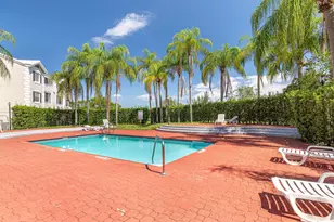 2871 N Oakland Forest Dr, Oakland Park, FL 33309 - Photo 31