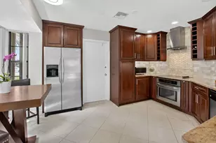 9901 Majorca Pl, Boca Raton, FL 33434 - Photo 11