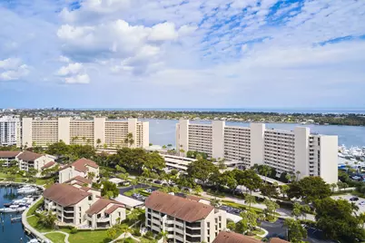 136 Lakeshore Drive #211, North Palm Beach, FL 33408 - Photo 3