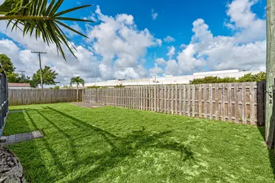 7944 Ridgewood Drive, Greenacres, FL 33467 - Photo 31