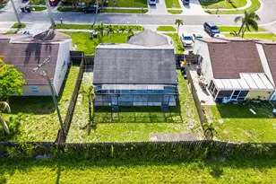 7944 Ridgewood Dr, Greenacres, FL 33467 - Photo 45