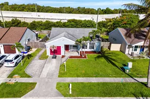 7944 Ridgewood Dr, Greenacres, FL 33467 - Photo 33